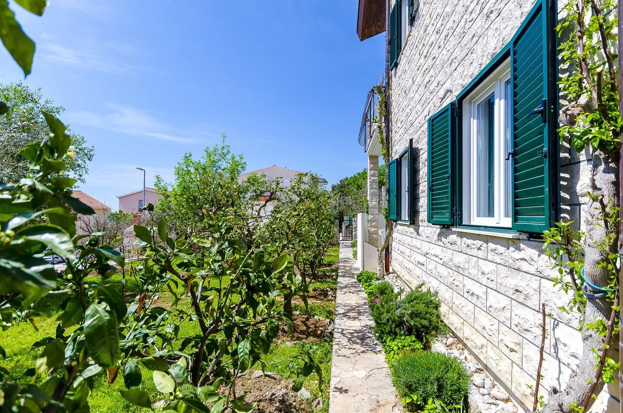 Apartments Mate Trogir Exterior photo
