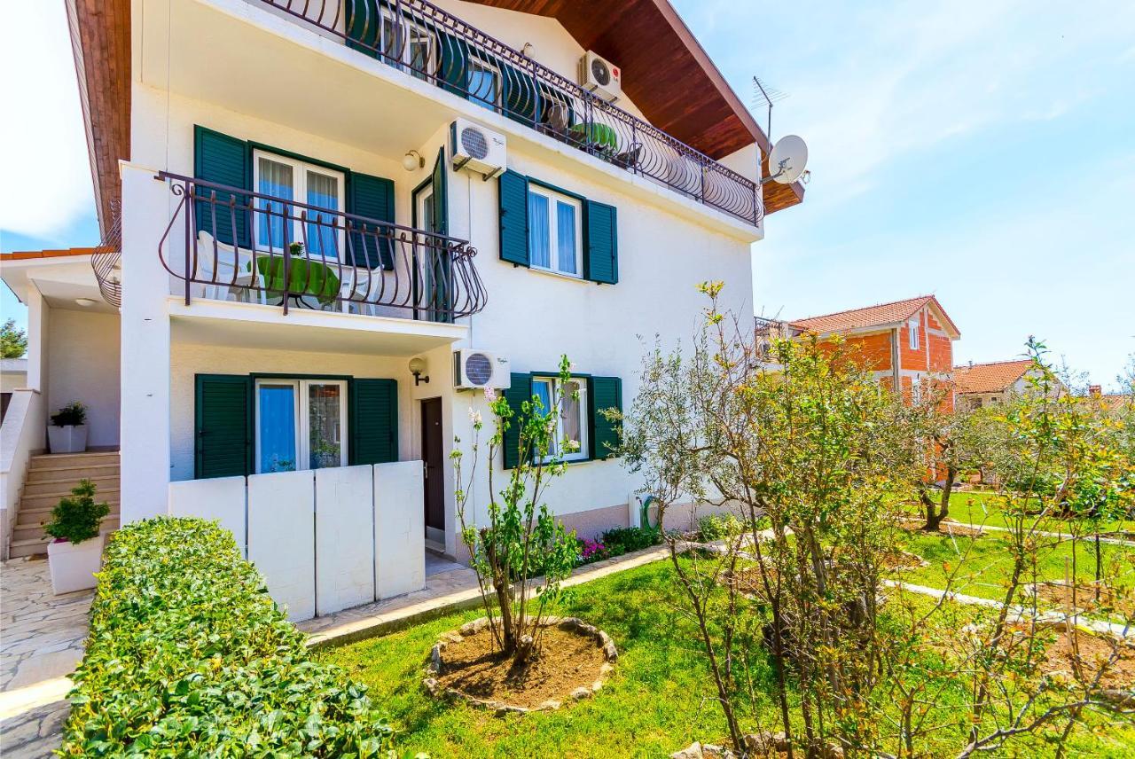 Apartments Mate Trogir Exterior photo