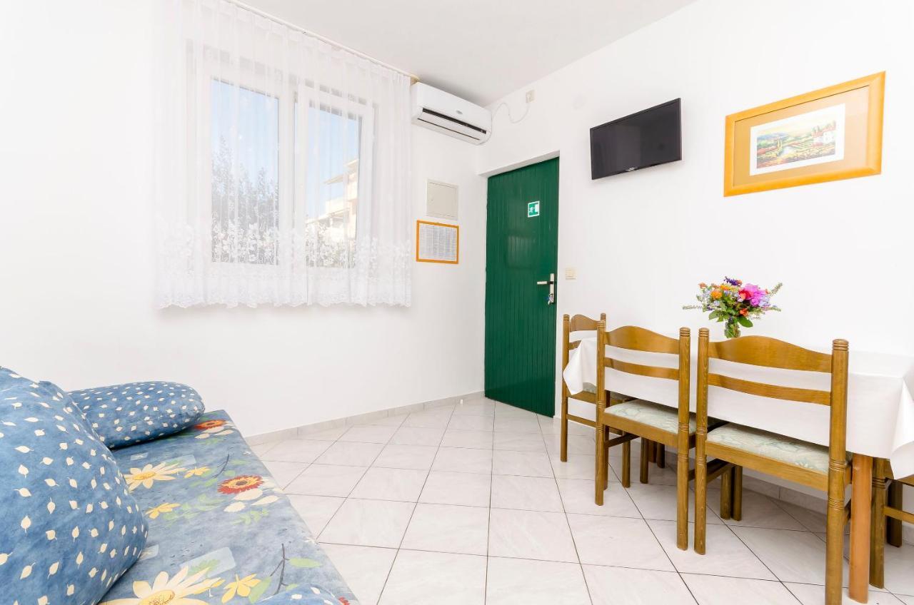 Apartments Mate Trogir Exterior photo