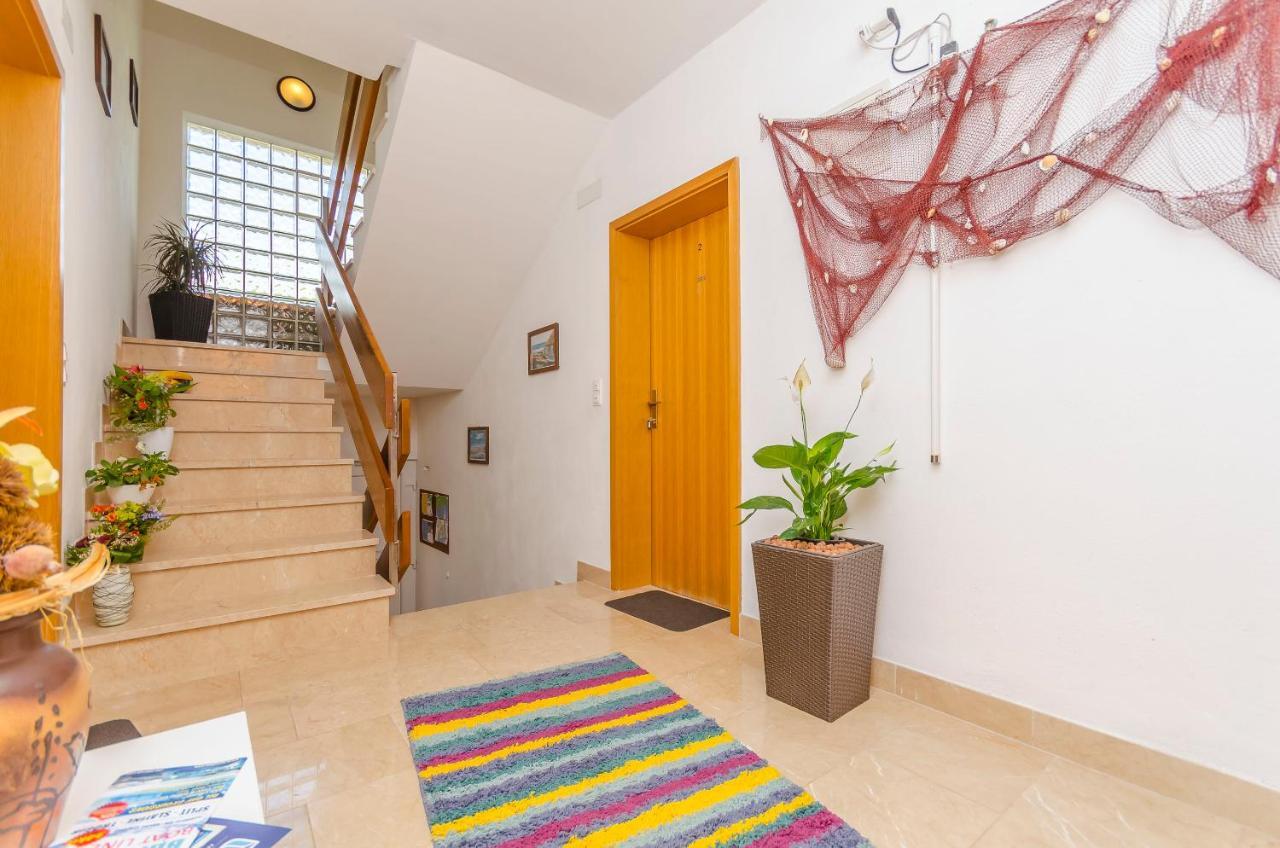 Apartments Mate Trogir Exterior photo
