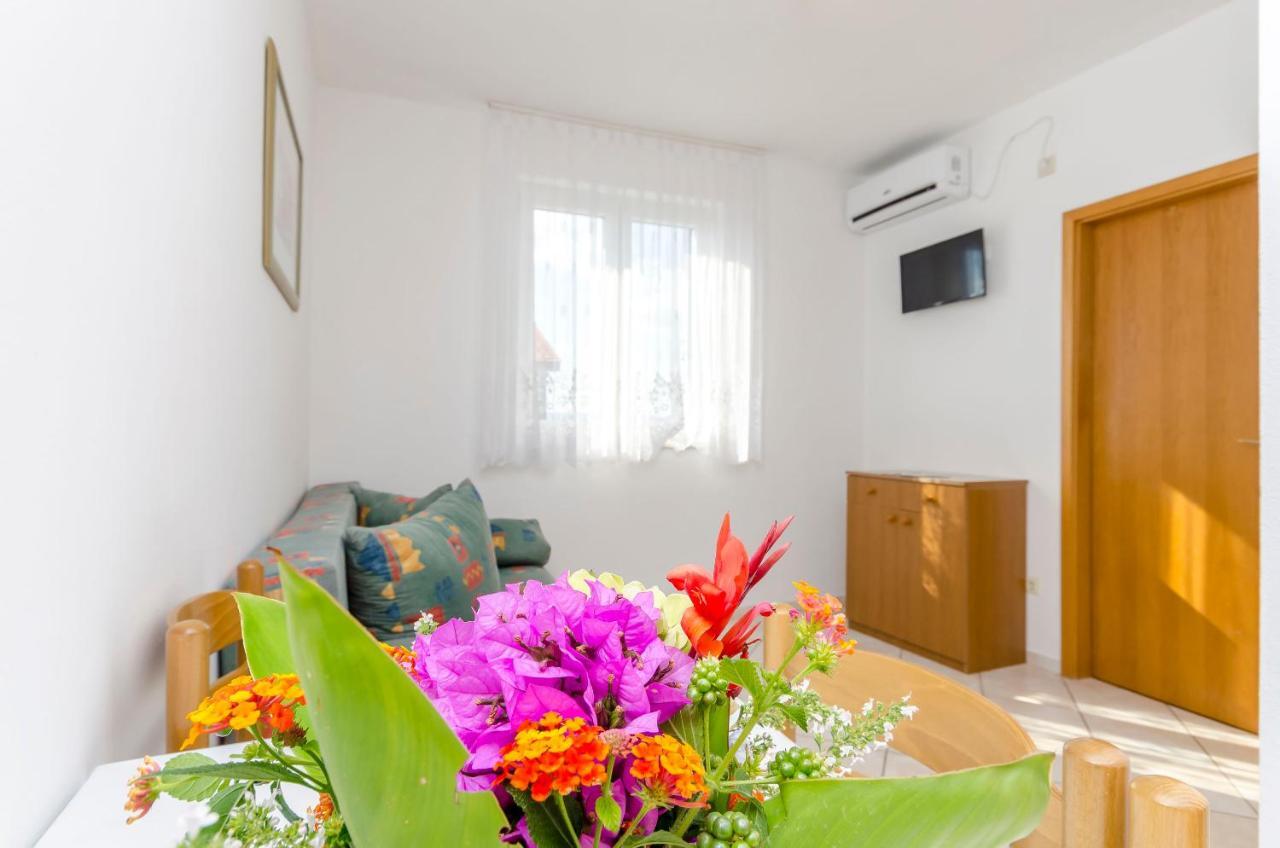 Apartments Mate Trogir Exterior photo